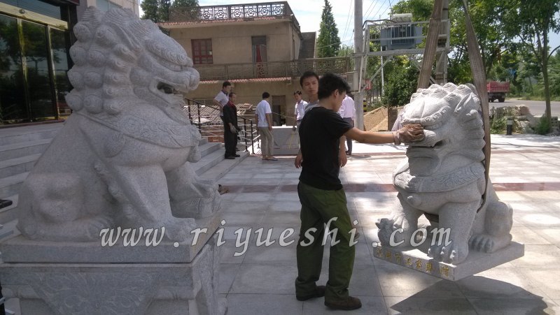 松滋石獅子
